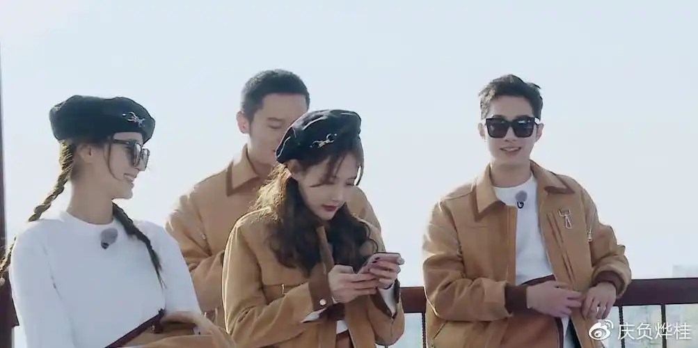 《奔跑吧黄河篇》首播收视夺冠,mc默契十足,蔡徐坤魔性成毅呆萌