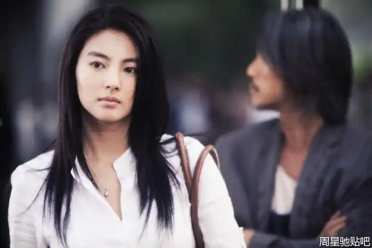 星女郎张雨绮在《长江七号》中饰演袁老师