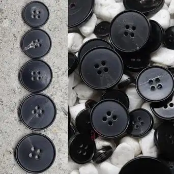 现货天然小细边四眼黑牛角纽扣 男士衬衫扣西装扣裤子外套大衣扣-阿里