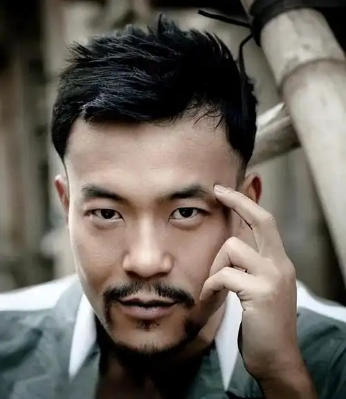 歌手张震个人资料简介