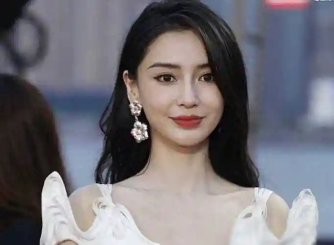 金像奖梁朝伟六封影帝内地电影成绩略显尴尬杨颖成为焦点