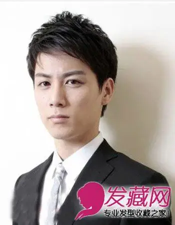 【图】魅力的职场男士纹理烫 简约利落又尽显轻熟感_男生烫发发型_发