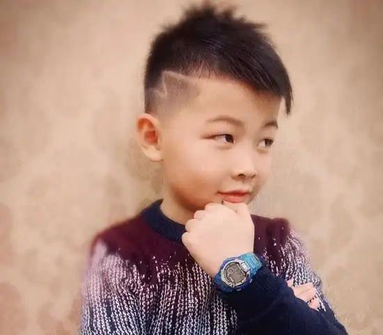 男童发型短发铲两边小男孩刀疤头雕刻发型设计