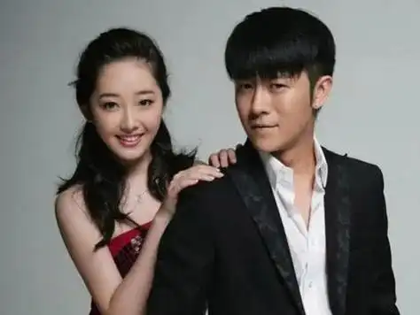 强捧不红林雨申出道23年不温不火娶制片人妻子低调幸福