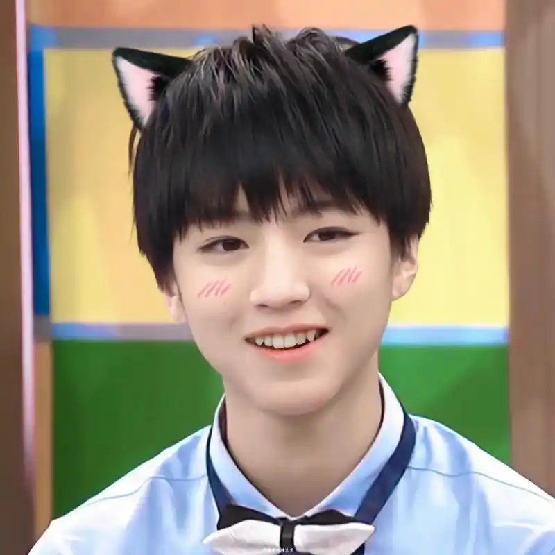 王俊凯 #王俊凯让人心动的n个瞬间 #治愈系笑容 #少年感 - 抖音