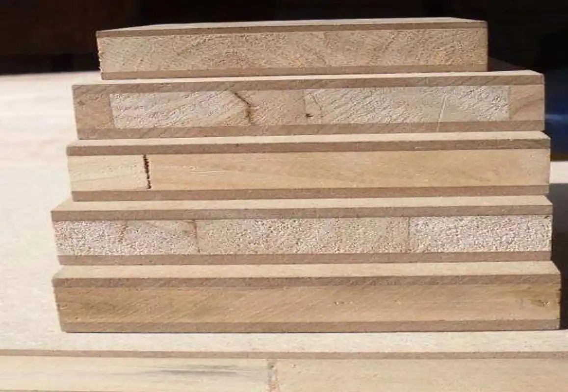 多层实木复合vs三层实木复合 1.