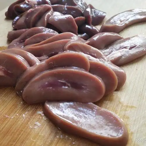 这样炖猪腰汤鲜香美味,老少皆宜,滋补佳品