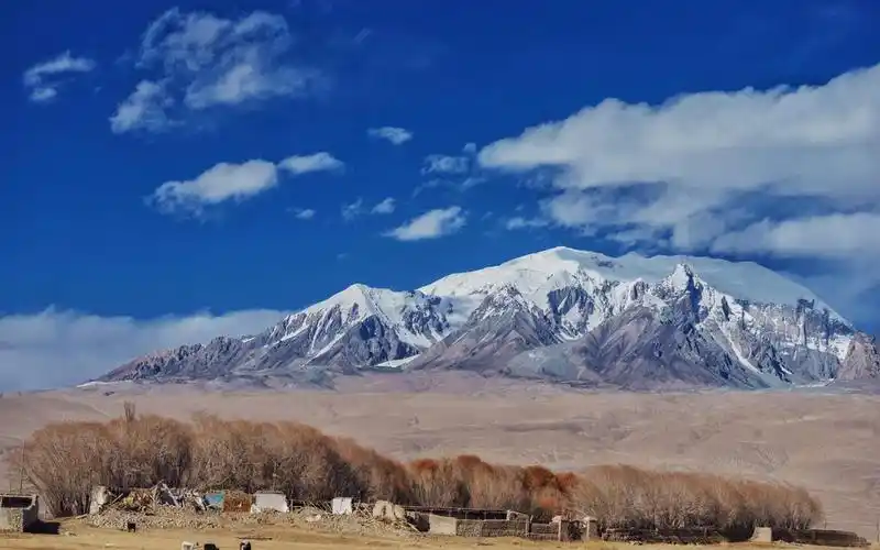 新疆唯美清新自然风光摄影图片宽屏壁纸