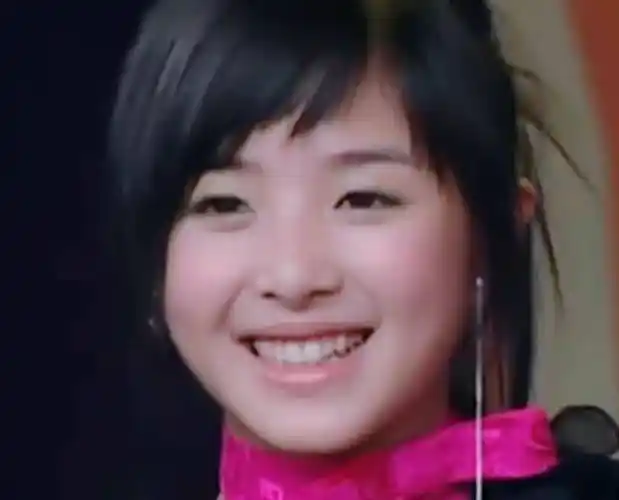 原创张含韵出道初期旧照被传截图放大三倍从小美到大实锤了