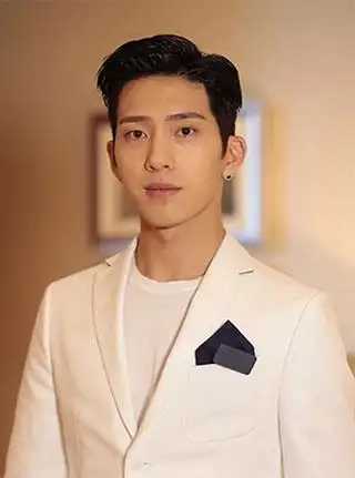 井柏然鹿晗黄磊龚俊成毅