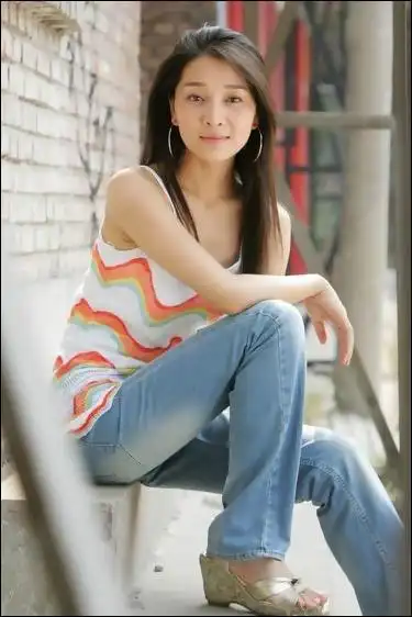 陈亦然毕业即拍《沧海》 "初为人妻"挑战演技