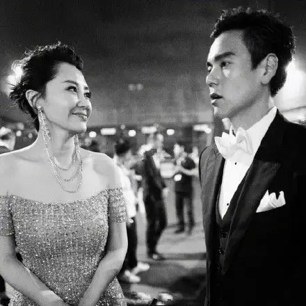 网友扒出两人亲密互动证据 彭于晏许晴真的在一起了吗?