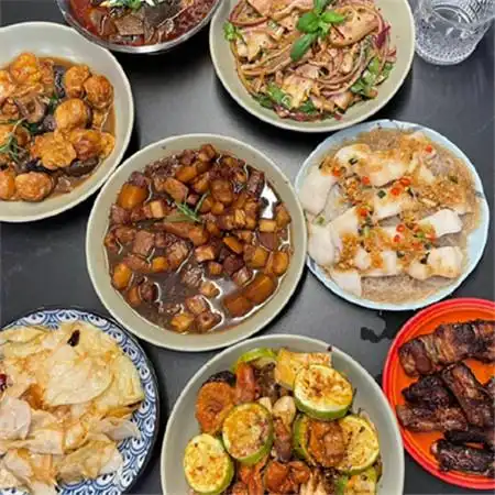 家庭聚餐美食图片真实美味几万块钱的菜也离不开两块钱的一包盐