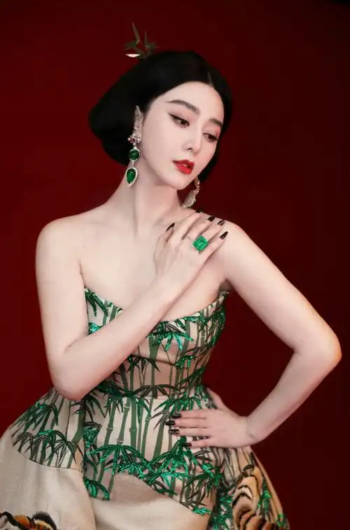 戛纳红毯还得看女明星##戛纳##戛纳电影节