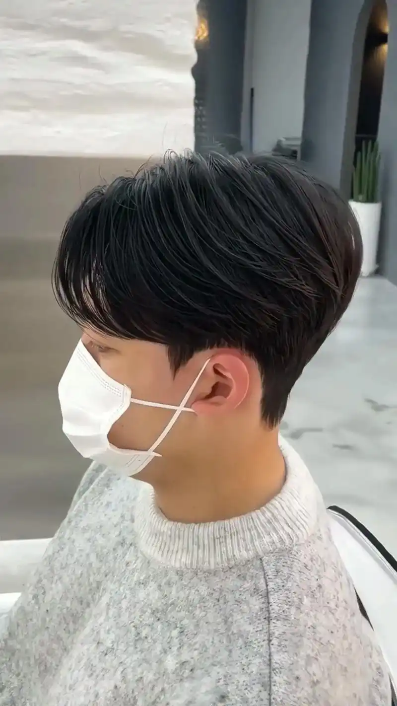 男生发型韩式服帖烫流向塑型