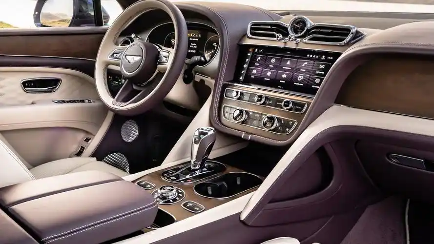 2023款宾利添越ewb 内饰展示__财经头条