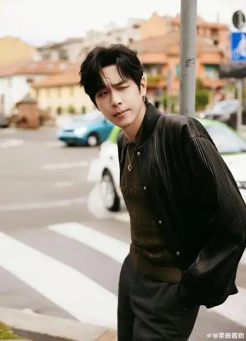 张若昀##张若昀米兰时装周##fendi男装代言人张若昀