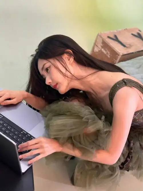 李一桐回复金晨