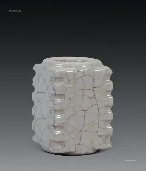 3000 宋代 官窑琮式瓶