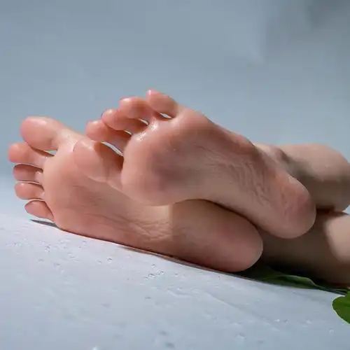 足模仿真美脚硅胶女丝袜展示3819拍摄假脚道具玉足模特天弓脚模型