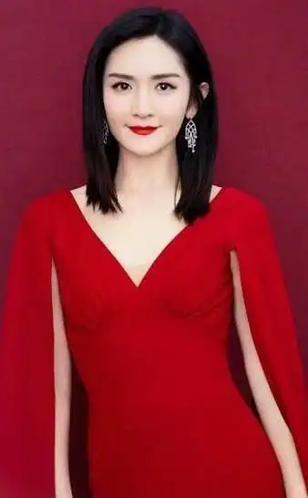 陈可辛官宣新作,引杨幂,赵丽颖粉丝互斗,谢娜却连上四条热搜