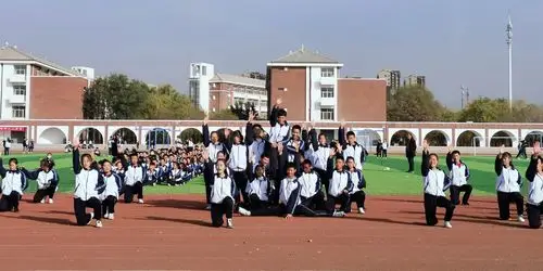 舞动健康旋律,绽放青春活力, ——记宁夏育才中学学益学区高一年级