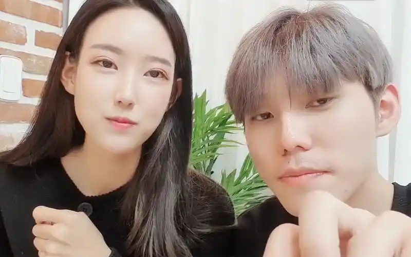 【虎牙李俊】【蓝光】2020-12-5 约了个长得像iu的美女_哔哩哔哩 (゜