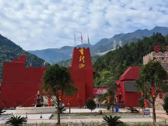 8元/人次修水东浒寨风景区5月19日中国旅游日当天所有进入景区的游客