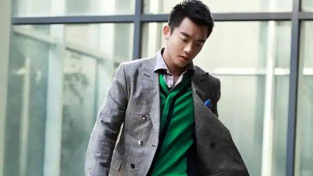 郑恺p图回应红毯身高争议网友狂笑笑不活了