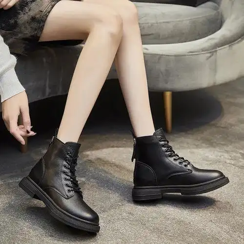 ins马丁靴女2021秋季新款百搭英伦短靴女街拍瘦瘦靴子时尚百搭"马丁靴