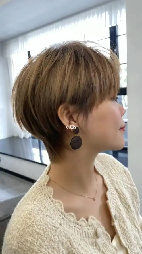 韩国女生短发可盐可甜短发