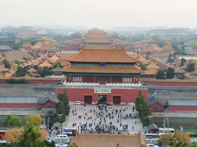 南面故宫全景图