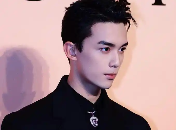 这一次24岁的吴磊给娱乐圈的青年演员们集体上了一课