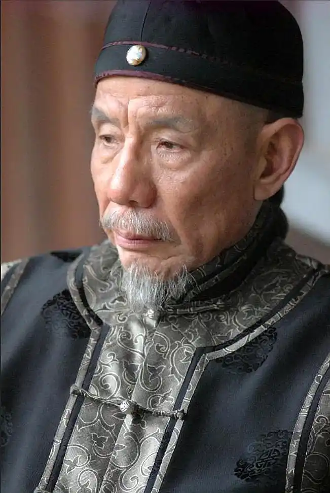 娱乐圈中真正的"老戏骨",80岁高龄的他仍在为梦想拼搏!