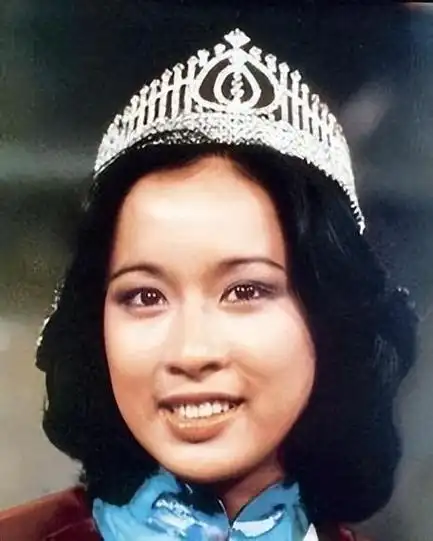 她就是朱玲玲也是中国曾经的跳水皇后郭晶晶的婆婆