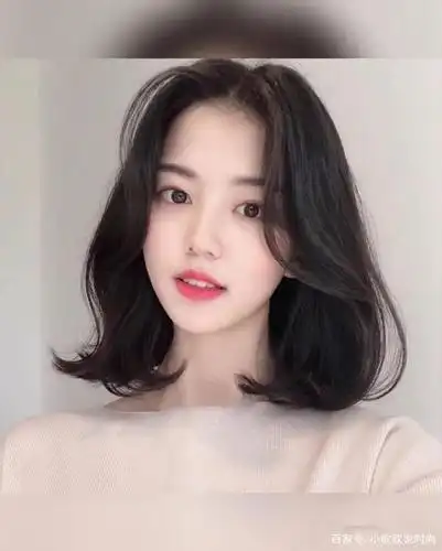 30岁朴信惠新发型美到上热搜,圆脸秒变巴掌脸,时尚又减龄