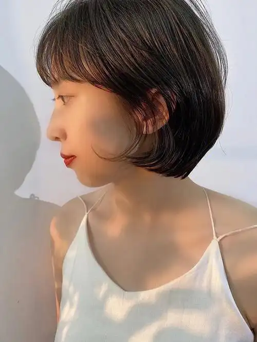 超好看的女生短发发型推荐2021年女生短发发型推荐,可盐可咸短发天津