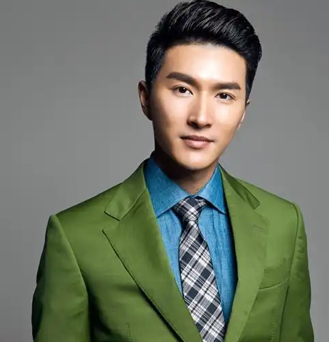 小编已经介绍了什么颜色的西装搭配什么颜色的西服,广大男士们可以学