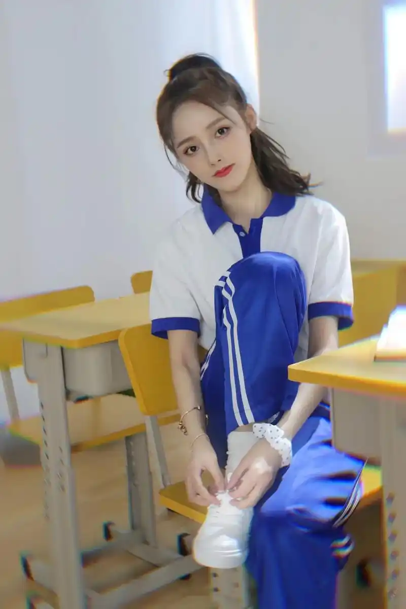 校服女孩 #校服 #上海几木兮自拍馆 这家店拍照真的太好看 - 抖音