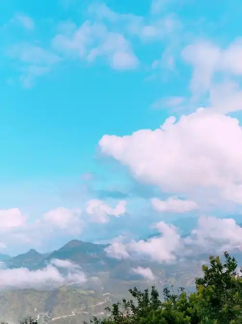 乡村天空上的云朵