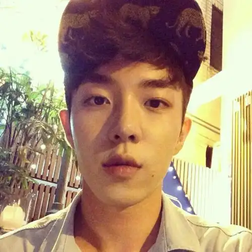 男生头像 韩国 朴时亨