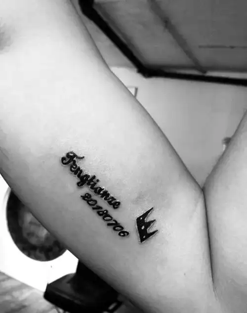 爱女名字纹身图片tag标签:纹身师:李磊纹身店:李磊刺青会所羽化飞燕