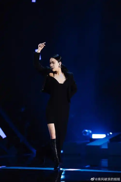 乘风破浪的姐姐2 二公舞台直拍版:那英