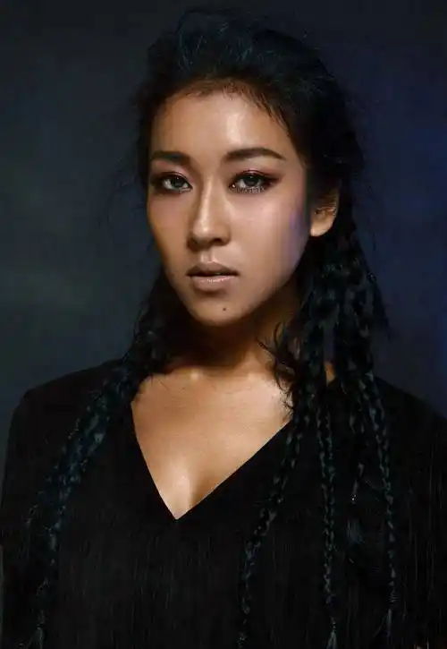 从大山走出来的"黑美人"吉克隽逸,终为自己的"张扬"付出代价_声音