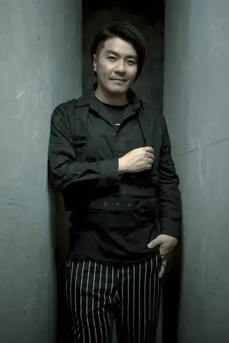 阿杜发新作 《一诺千年》是献给太太的礼物