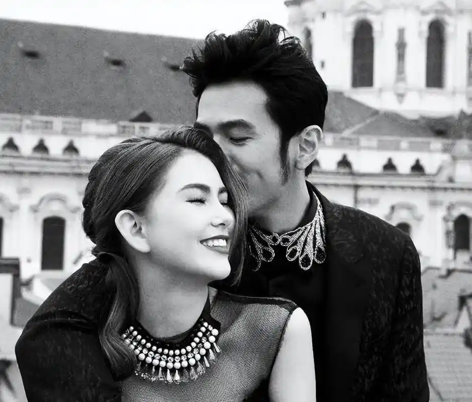 昆凌通过社交账号发布声明,否认网传的"控诉周杰伦出轨"的文章,称内容