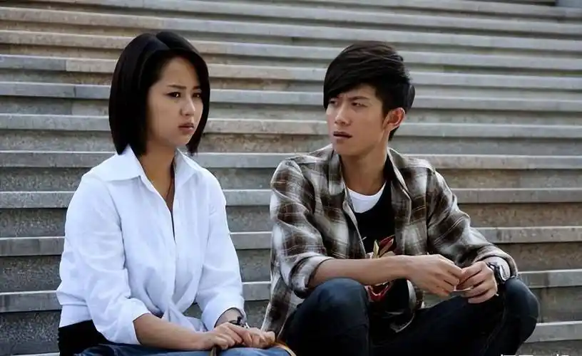 而随着时间的过去,长大后的杨紫和张一山也出现在了娱乐圈里.