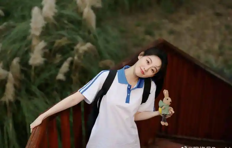 祝绪丹学生校服青春活力写真_网友_妹子_照片