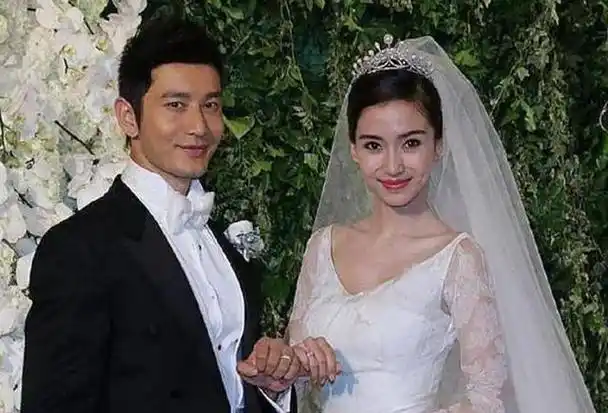 陈伟霆黄晓明接连沦陷事实证明杨颖才是真正的人间清醒