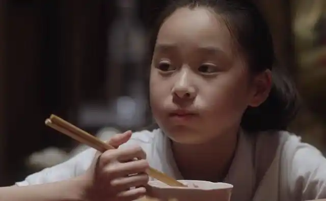 电视剧小舍得米桃扮演者李一情楚楚动人剧照图片